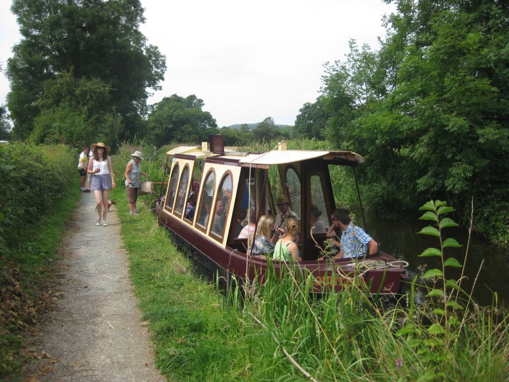 53' Victorian Style Packet Boat 'Countess' seats 12 comfortably inside or out